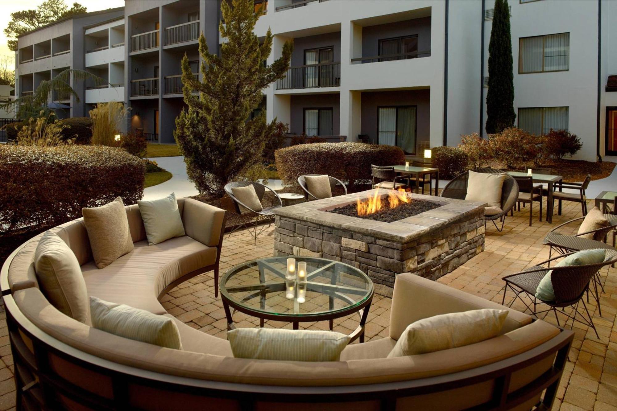 Courtyard Greenville Haywood Mall Luaran gambar