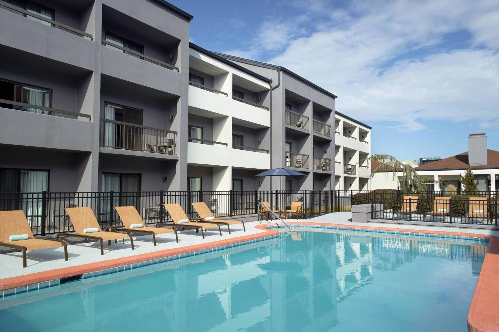 Courtyard Greenville Haywood Mall Luaran gambar