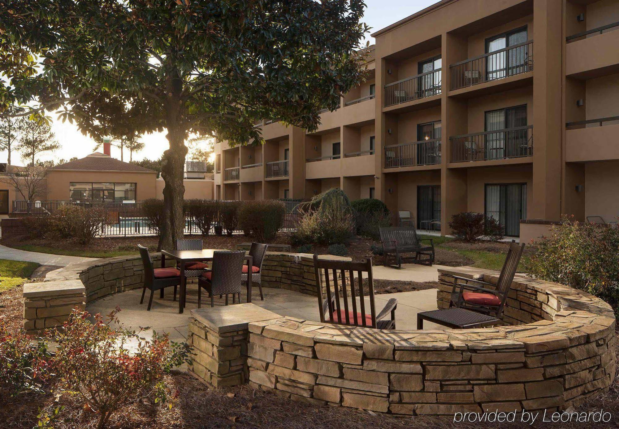 Courtyard Greenville Haywood Mall Luaran gambar