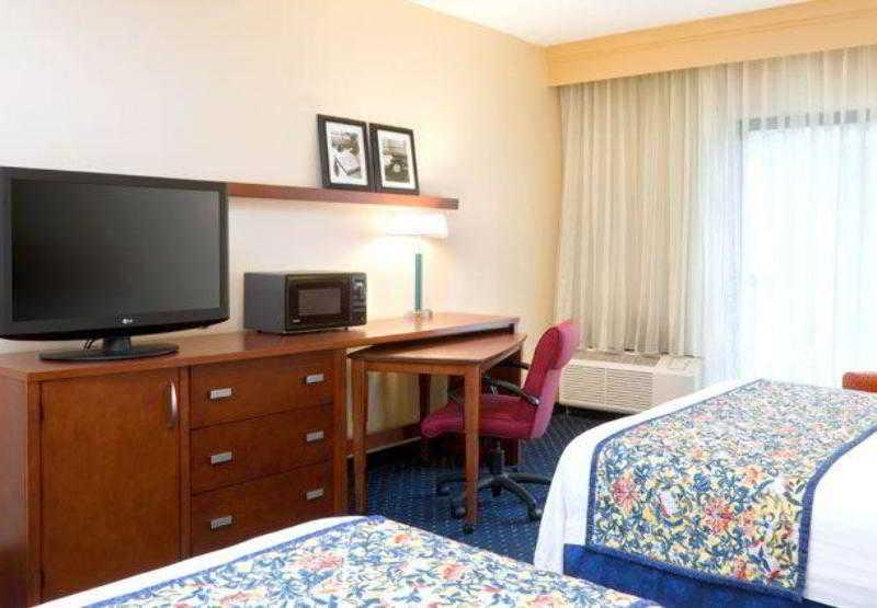 Courtyard Greenville Haywood Mall Bilik gambar
