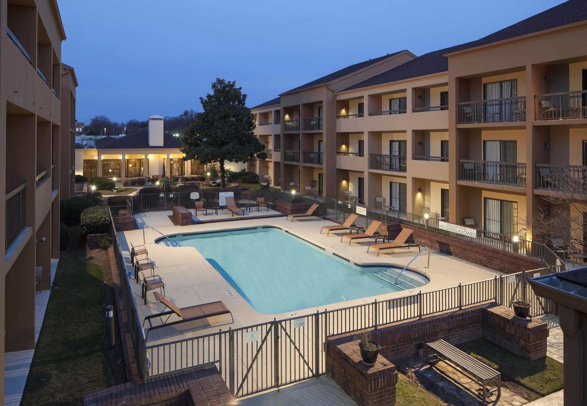 Courtyard Greenville Haywood Mall Luaran gambar