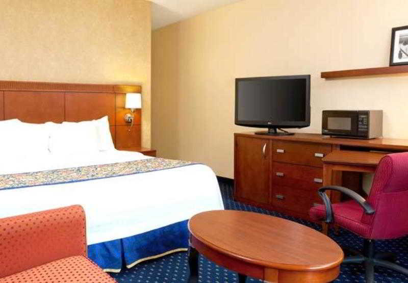 Courtyard Greenville Haywood Mall Luaran gambar
